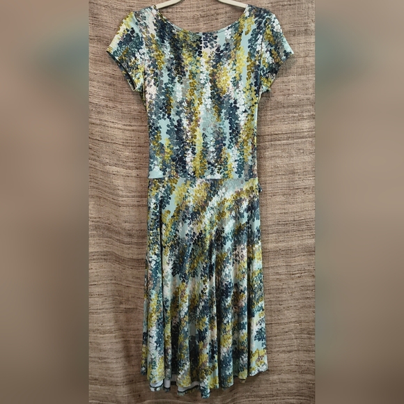 Salaam Midi Dress Green Blue Short Sleeve Midi Size Medium - Picture 6 of 10